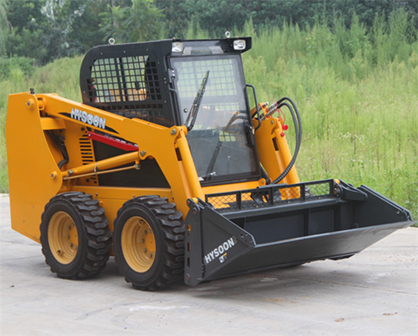 HY700 skid steer loader with 4 in 1 bucket