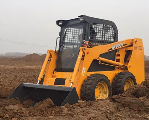 HY1000 Skid Steer Loader